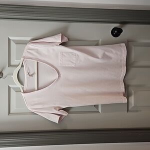Banana republic gently used light pink v neck tshirt